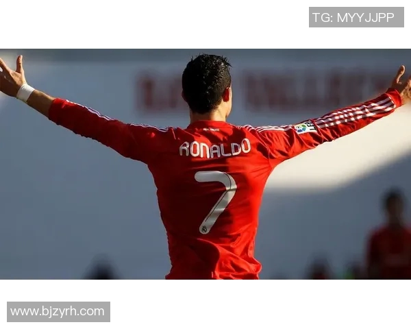 足球明星精彩瞬间集锦动作图片大全展现球场魅力与风采