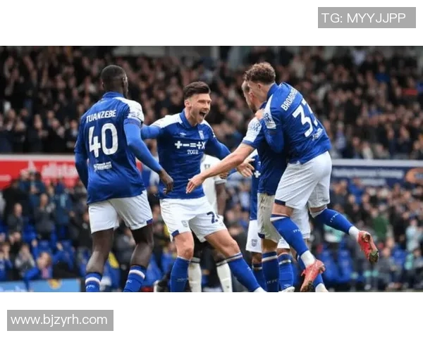 伊普斯维奇主场迎战谢菲尔德期待精彩对决与激烈竞争 伊普斯维奇主场迎战谢菲尔德期待精彩对决与激烈竞争